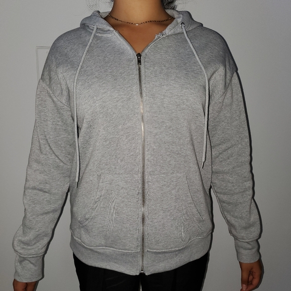 Sweater - Picture 1 of 2